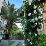 Villa Phoenix - Lake Apartments
